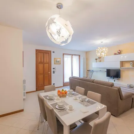 Apartment Cascinale 6