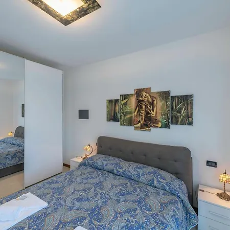 Cascinale 6 Apartment Peschiera del Garda