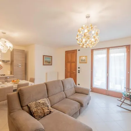 Cascinale 6 Apartment